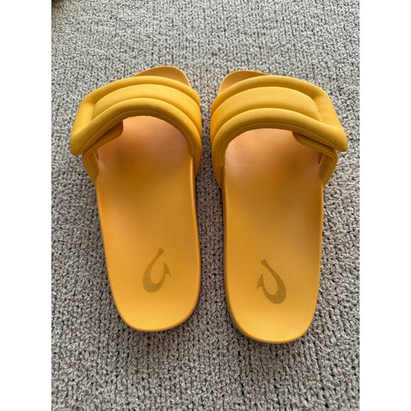OluKai sunbeam slides size 8 - Picture 6 of 7